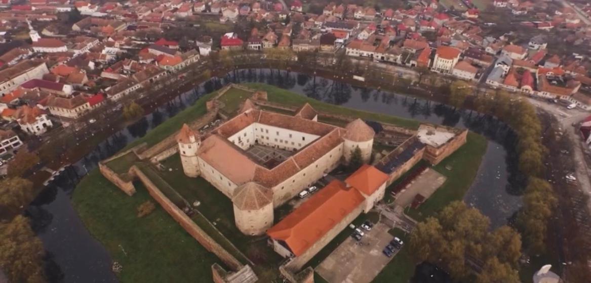 Valea Salbatica Hotel Sinca Noua Luaran gambar